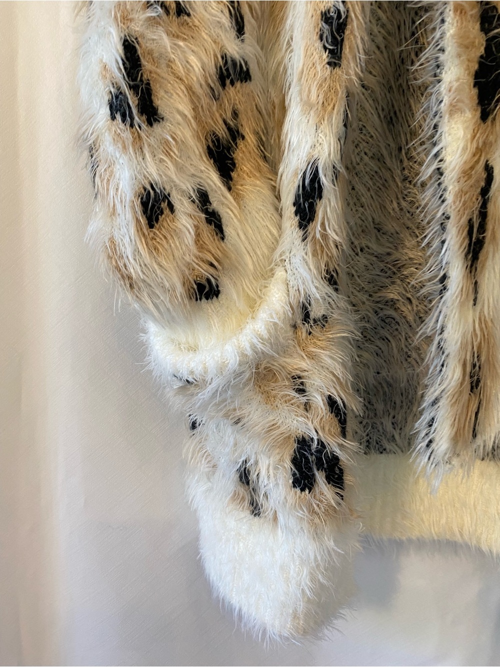 Mink Pink Zippora Cream Animal Print Wrap Sweater Cardigan SM Leopard Print Cozy - Picture 4 of 17